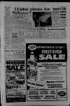 Manchester Evening News Friday 09 January 1976 Page 17