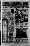 Manchester Evening News Monday 02 February 1976 Page 19