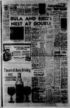 Manchester Evening News Friday 06 February 1976 Page 21