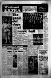 Manchester Evening News Saturday 02 January 1982 Page 17