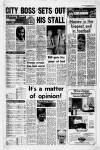 Manchester Evening News Saturday 01 May 1982 Page 27