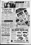 Hemel Hempstead Gazette and West Herts Advertiser Friday 09 December 1988 Page 9