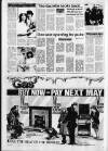Hemel Hempstead Gazette and West Herts Advertiser Friday 16 December 1988 Page 10